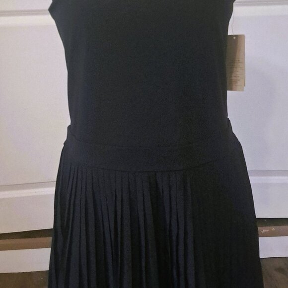 Women's Pleated Active Dress "All in Motion"  XL Black with Built in Shorts - Picture 2 of 12